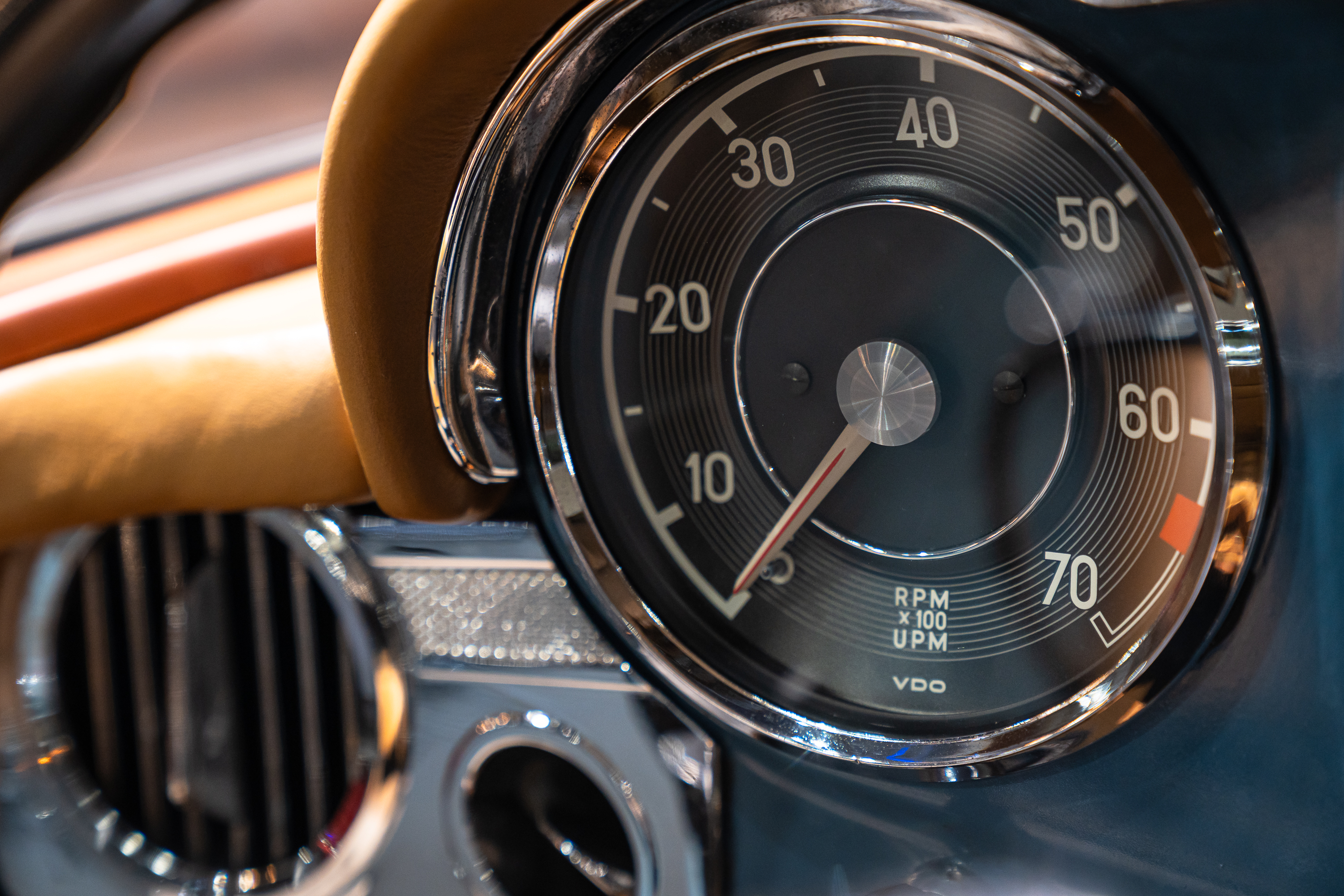 Mercedes 230 SL Pagode media